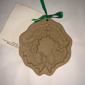 BROWN BAG COOKIE ART Wreath Mold 1988 NWT